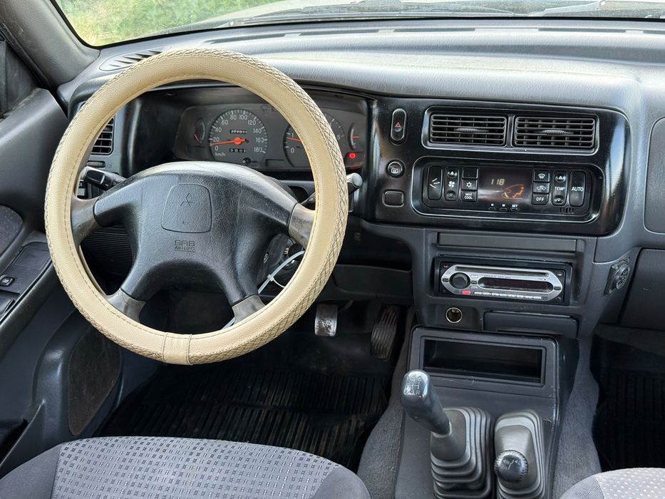 Mitubishi  L200