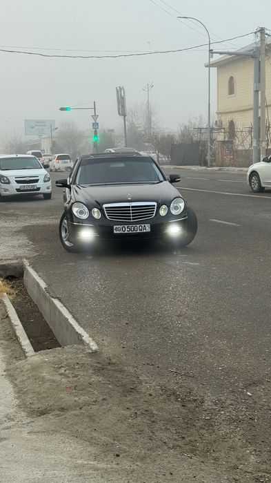 W211 mersedes soatiladi