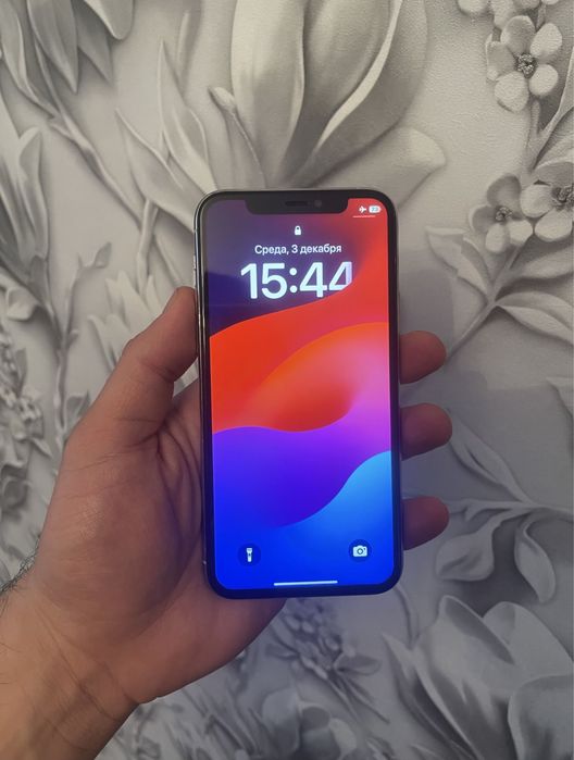 Продам телефон Айфон 11 Pro