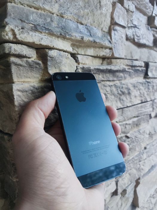 iPhone 5, space gray