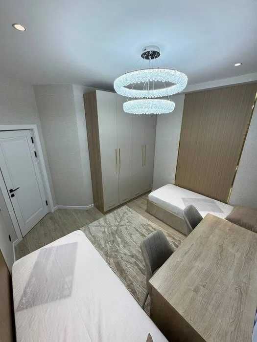 Срочно Сдаётся 3-ком шикарная квартира Рядом Метро Айбек 736!