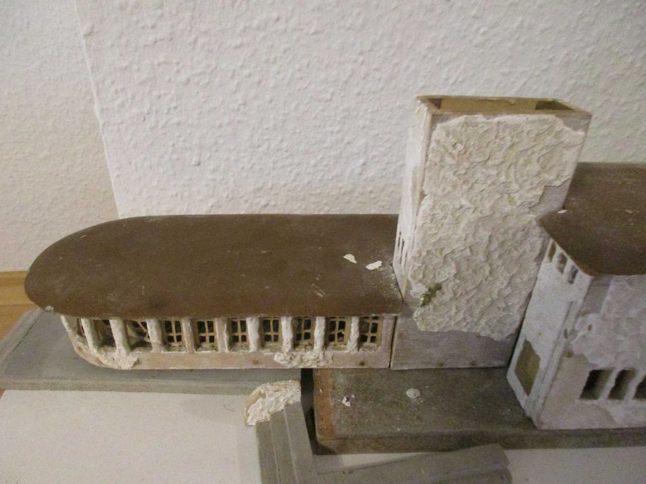 Casute pe   DIORAMA  scara  HO