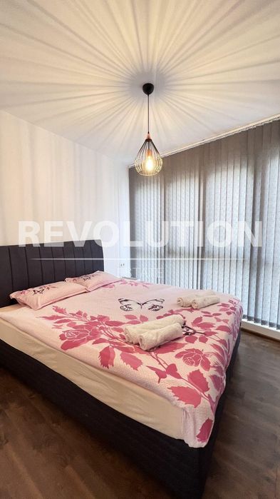 Дава се под наем Тристаен апартамент в Варна, Център - 70 кв.м за 797.64 € - Снимка #5