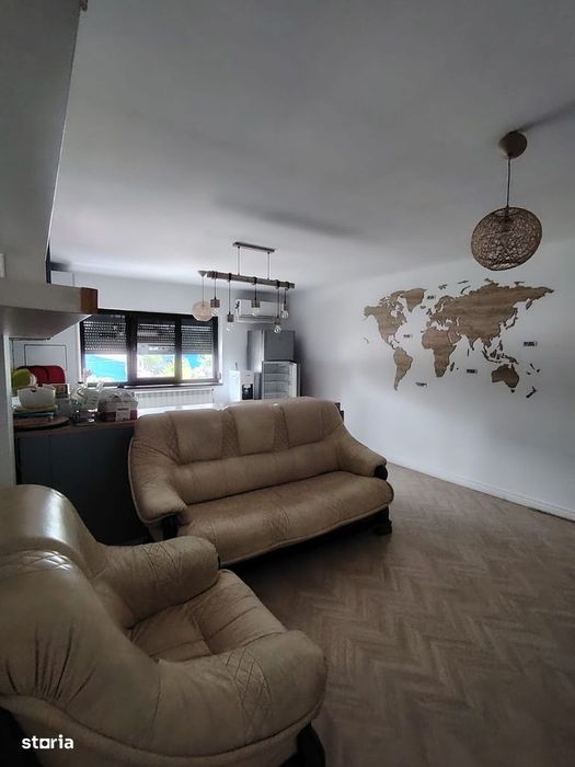 Apartament 3 camere, capat CUG, langa statia de autobuz, AC, parcare