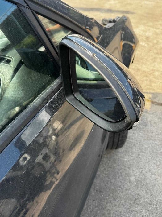 Oglinda dreapta Vw Golf 7 hatchback cu rabatare electrica si lumina ambientala de europa