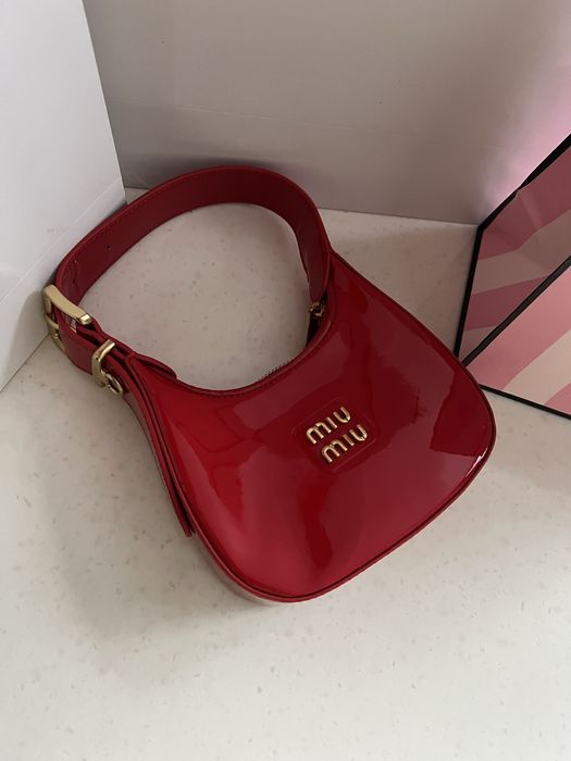 Продам новые сумочки от Miu Miu