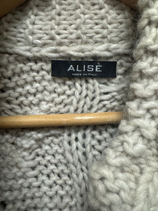 Cardigan lung tricotat, culoare bej, mărime S-M, Alise