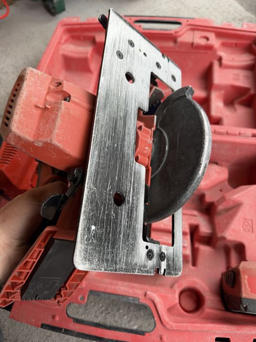 Hilti SCW 22-A ръчен циркуляр