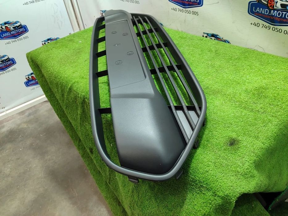 GRILA CENTRALA INFERIOARA FORD TRANSIT CUSTOM / TOURNEO CUSTOM VAN / BUS / COD OEM DT11-17B968-A 2012 – 2018 (4I2)
