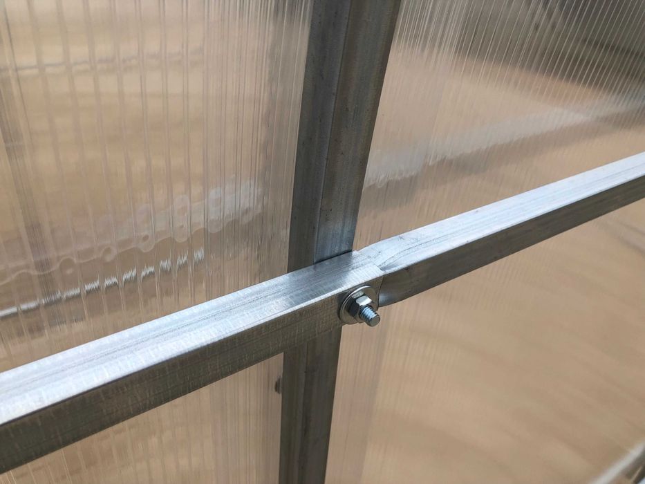 Каркас теплицы их оцинкованной трубы