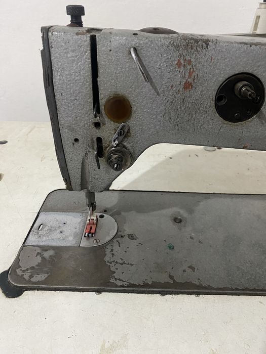 Швейная машина машинка