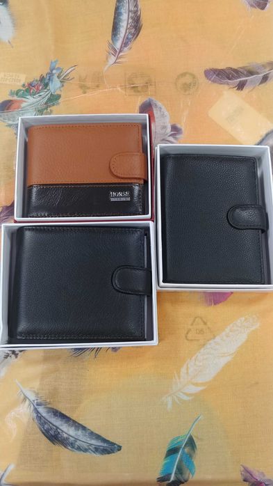 Мъжки елегантни портфейли от естествена кожа