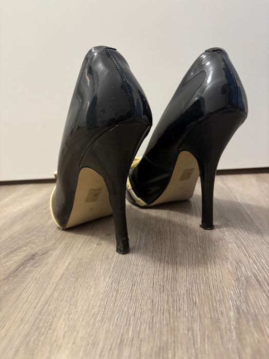 Guess high heels