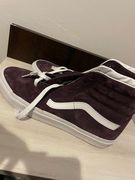 Se vand Adidasi vans