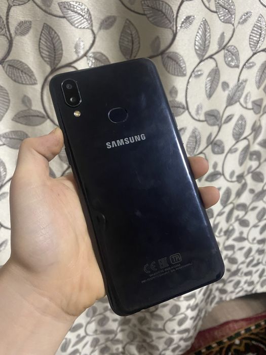 Продам самсунг 10с