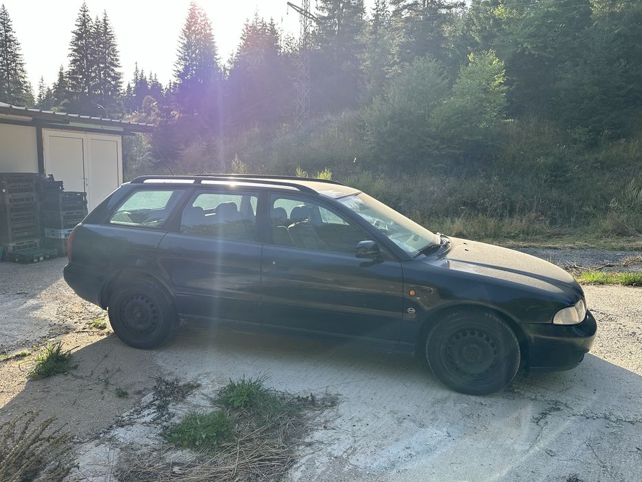 Audi A4 B5 1.8i На Части
