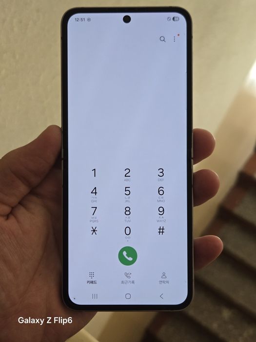 Samsung Galaxy Z Flip 6 400$