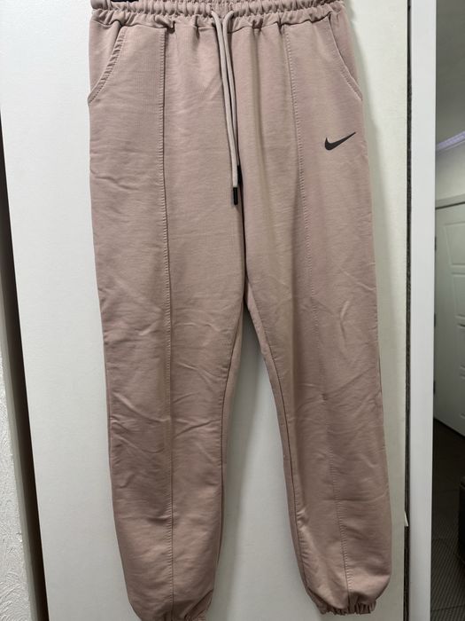 Дамска долница Nike