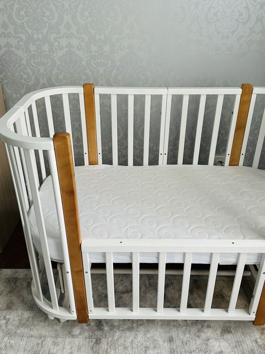 Продам детскую кроватку