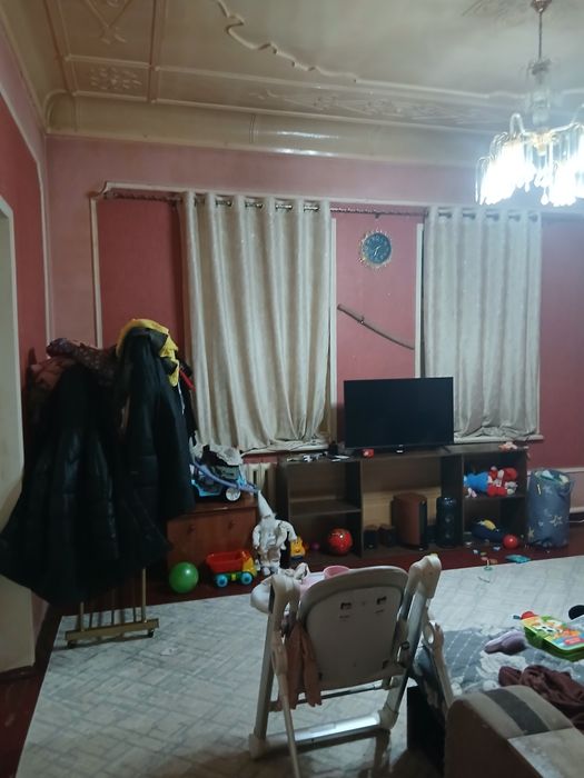 Продаётся участок, с домом.