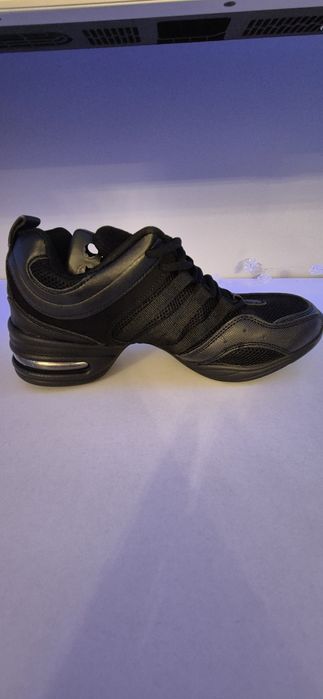 Обувки за  танци