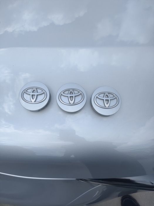 Capacele centrale Toyota