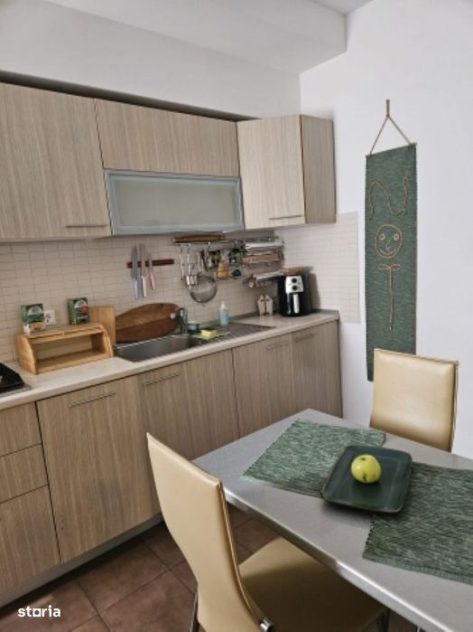 Apartament 4 camere, 126mp utili, zona Bucuresti Central, 500.000euro