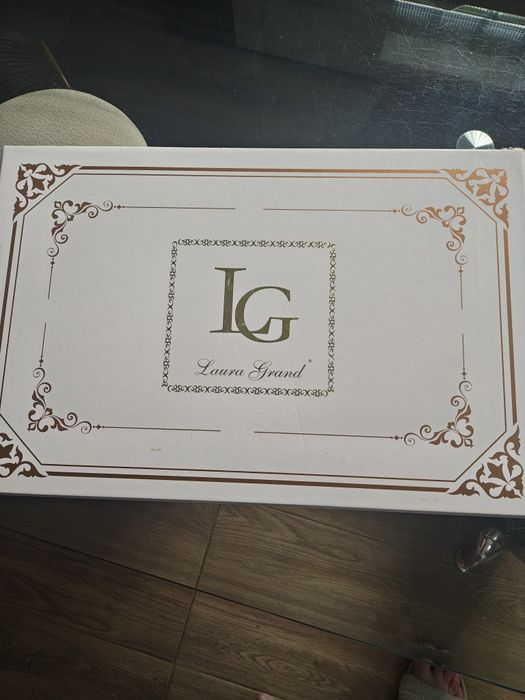 Seturi lenjerie de pat noi