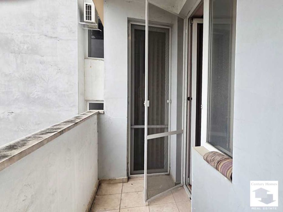 104993 Просторен тристаен апартамент до ОУ Емилиян Станев, В. Търново