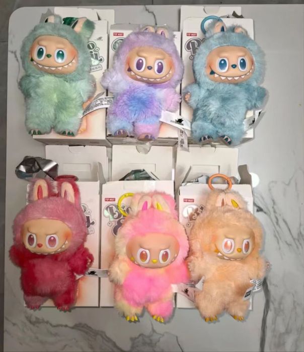 Labubu Big into Energy 17cm, Лабубу ключодържател, Pop Mart