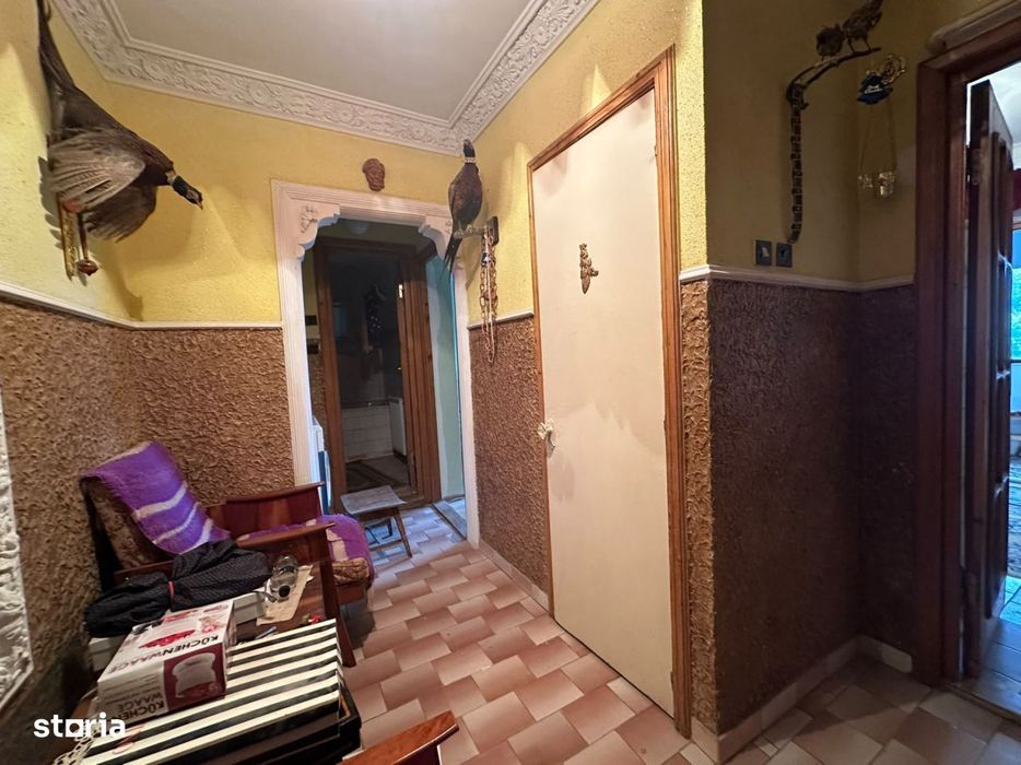 Etaj 2! Apartament 2 camere decomandat, zona Calarasi 4.