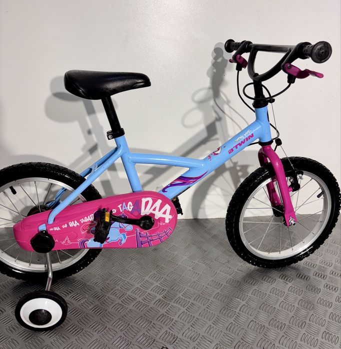 Детски велосипед С ПОМОЩНИ за момиче Btwin 16 цола/ колело