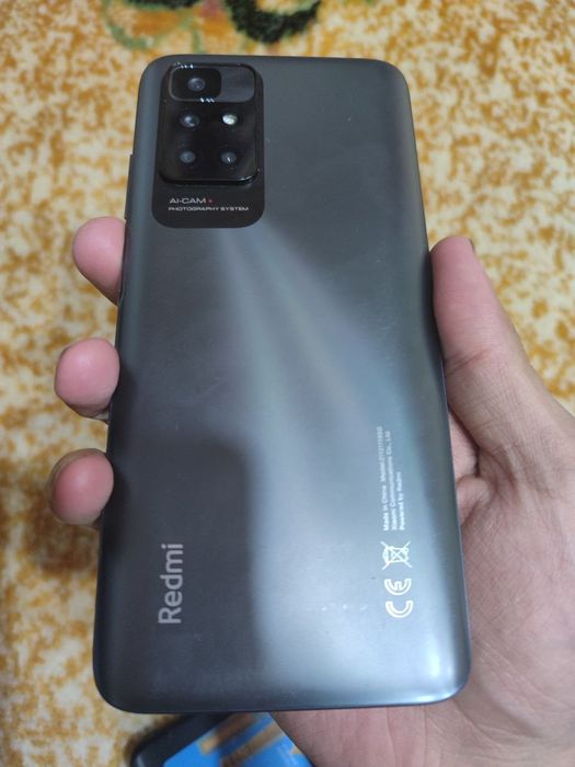 Redmi 10 2022 holari yaxshi lekin karobka dakumenti yoq 4/128gb