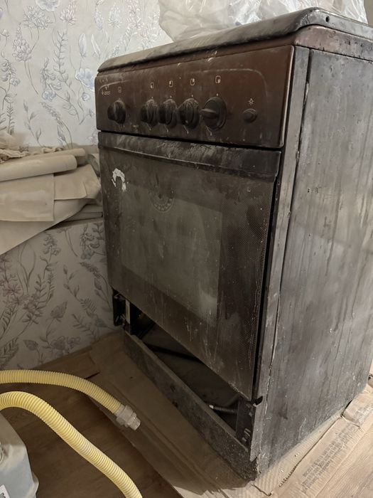 Газовая плита в рабочем состоянии