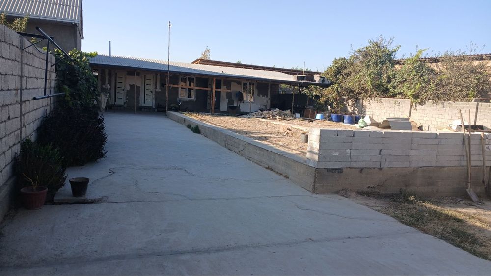 Участка сотилади