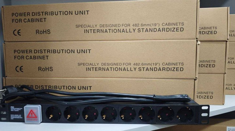 Патч панель 24 порт кат 6