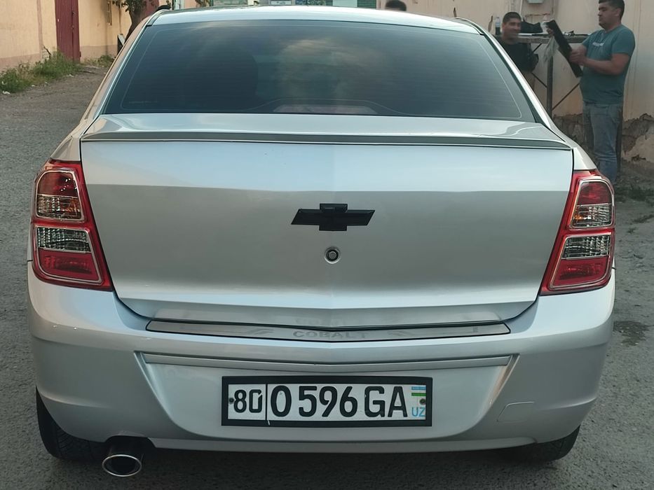 Машина сотилади холати ало бензинда умуман газ куйилмаган,краска 30 фо