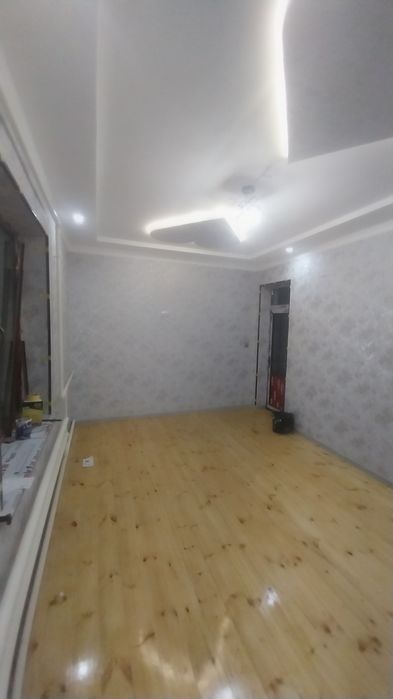 Uy sotiladi Olmaliq shaxar chanbil maxllasida