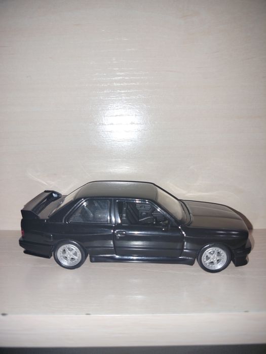 Продам машину коллекционную