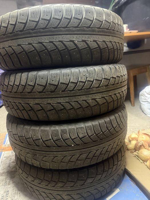 Продам зимние шины