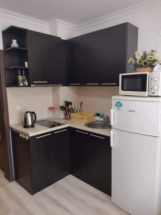 Дава се под наем Едностаен апартамент в Свети Влас - 38 кв.м за 255 € - Снимка #3