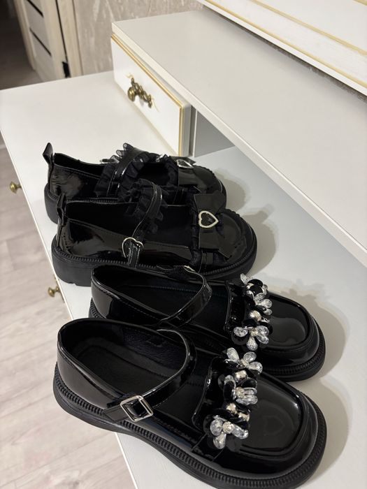 Продам новые туфли 35р