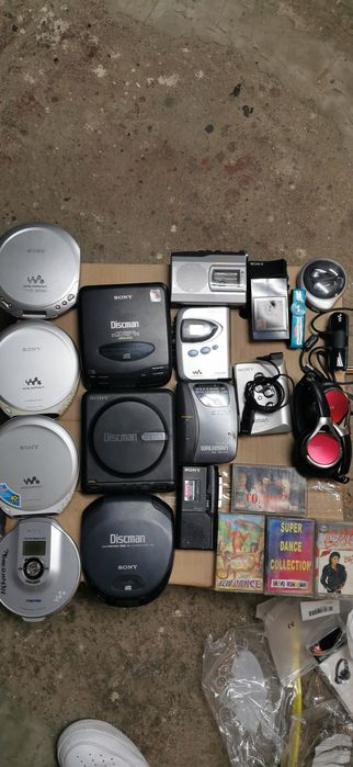 Vand colectie sony walkman cd/caseta