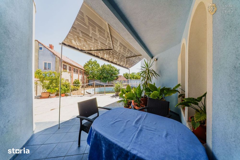 Vila zona Parneava