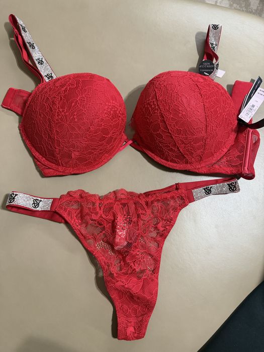 Victoria’s Secret  бельо комплекти