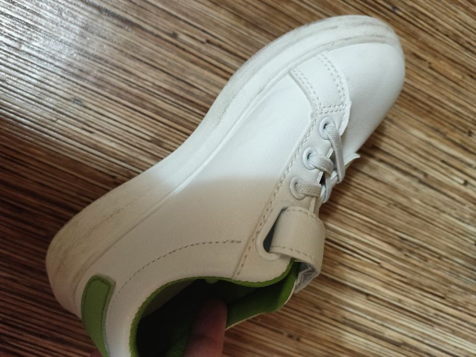 Кроссовки в хорошем состоянии