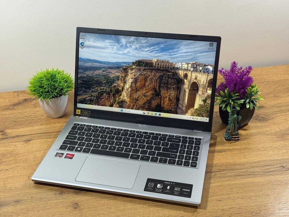 [ARZON] Noutbuk Acer Aspire 3 AMD Ryzen 5 7520U / DDR5 8Gb / SSD 1Tb
