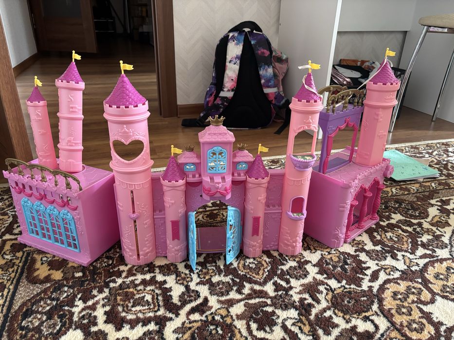 Игрушечная мебель