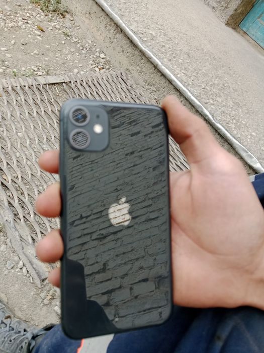iPhone 11 Black
