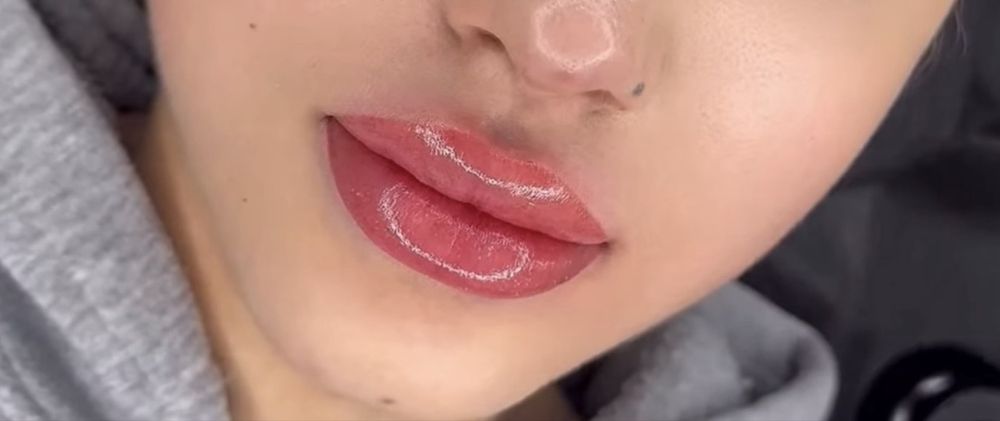 Перманент бровей и губ нужна модель